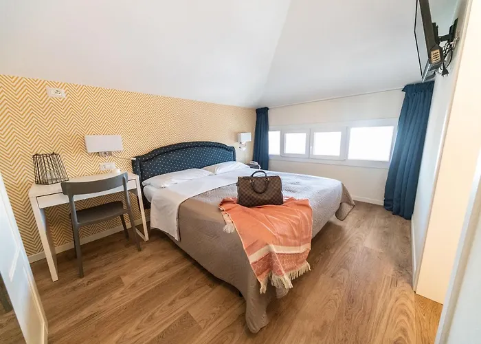 Kiss فندق ريتشيوني