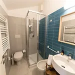 Kiss Hotel